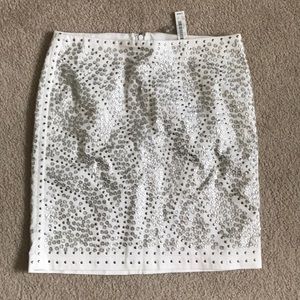 White Mini skirt..White house black market!